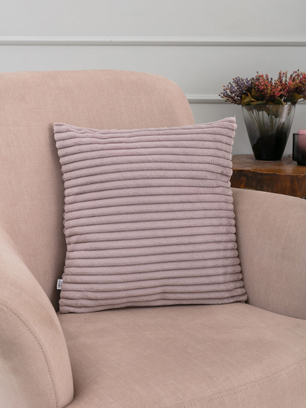 Filled Wellsoft Cushion 45x45 Cm