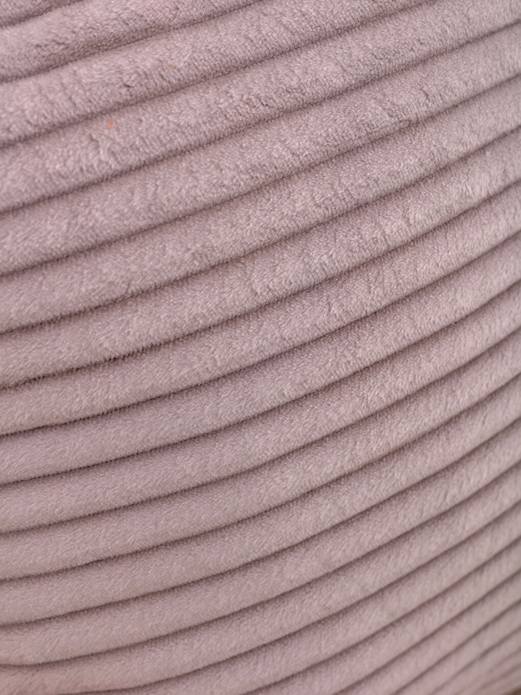 Filled Wellsoft Cushion 45x45 Cm-1