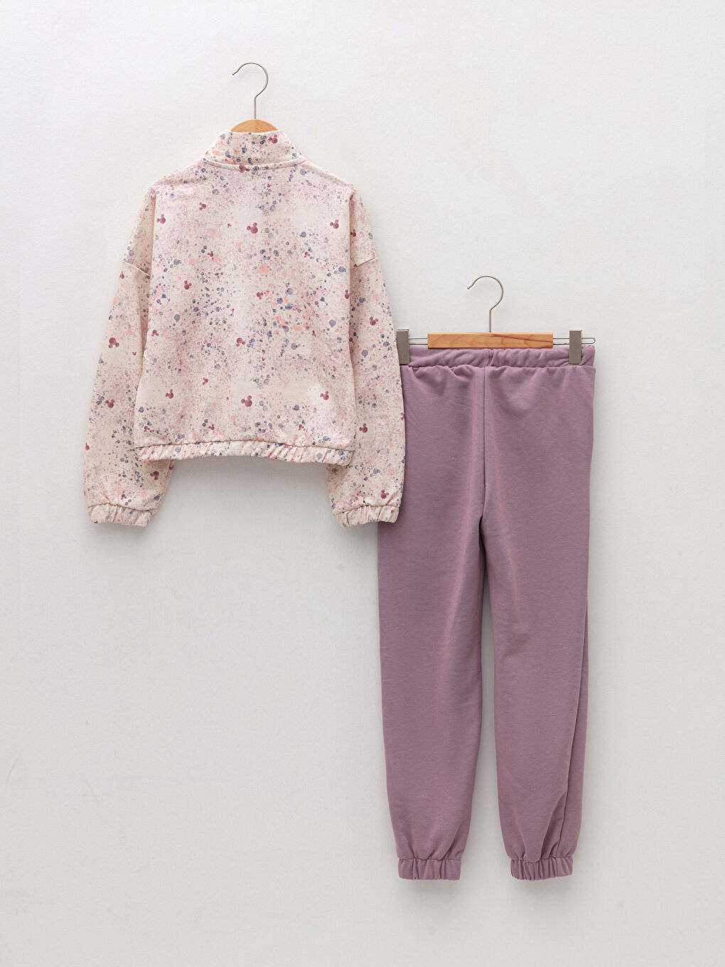 Lila Dik Yaka Mickey Mouse Baskılı Uzun Kollu Kız Çocuk Sweatshirt ve Eşofman Altı-1