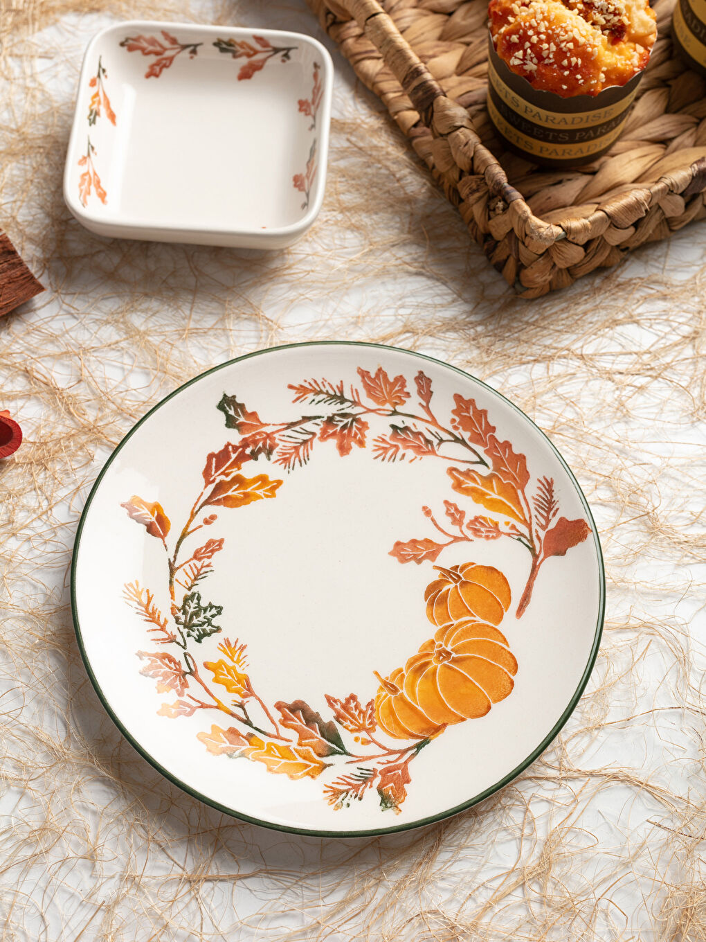 Turuncu Bal Kabağı Baskılı Seramik Pasta Tabağı 21 cm