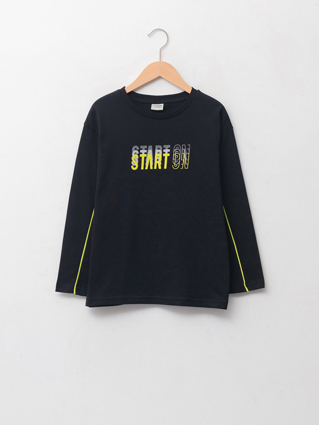 LCW Kids Crew Neck Printed Long Sleeve Cotton Boy T-shirt -W1CT57Z4-CVL