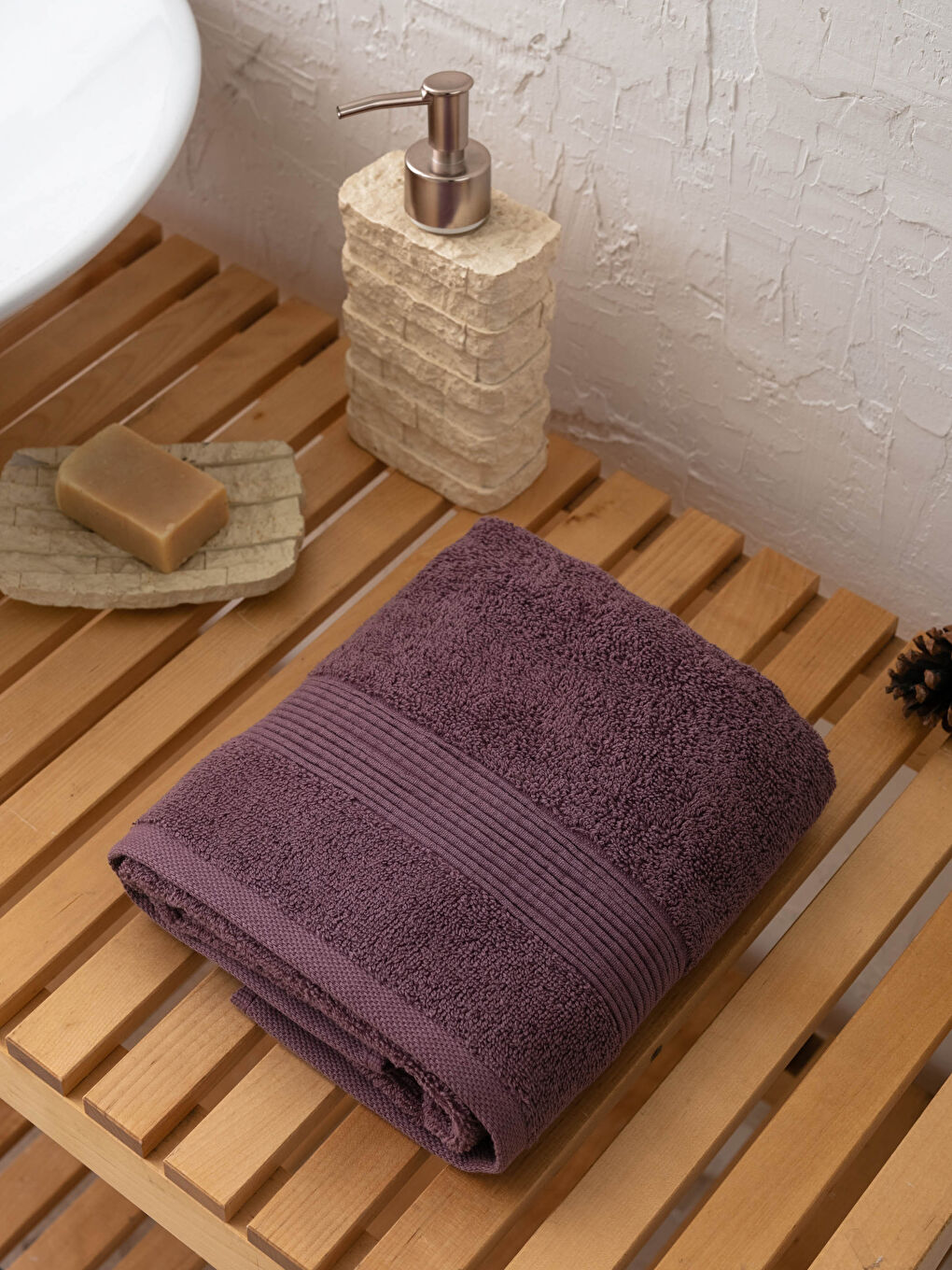 Line Detailed Flat Face Towel 50x80 Cm