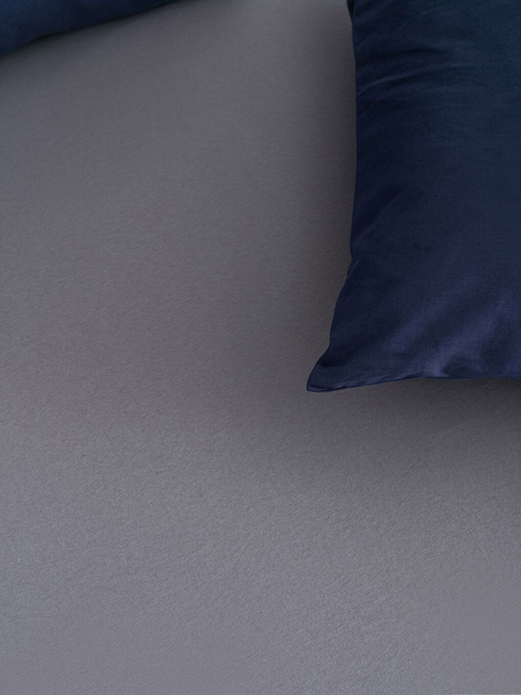 Gri Çift Kişilik Battal Boy Düz Örme Lastikli Çarşaf-1