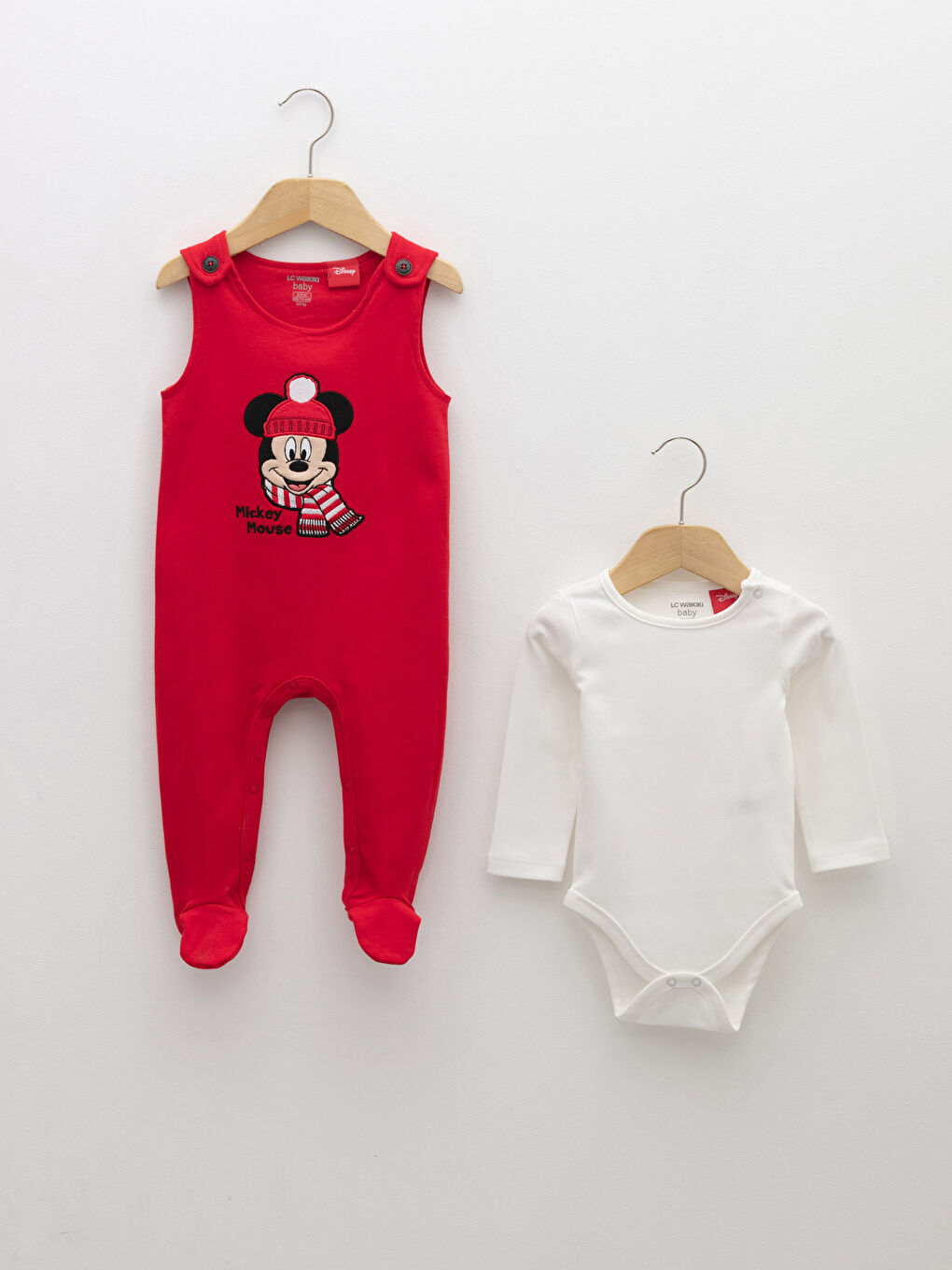 Круглый вырез, длинный рукав, вышивка Микки Маус, бодик на кнопках и полукомбинезон для мальчика, комплект из 2 предметов-2