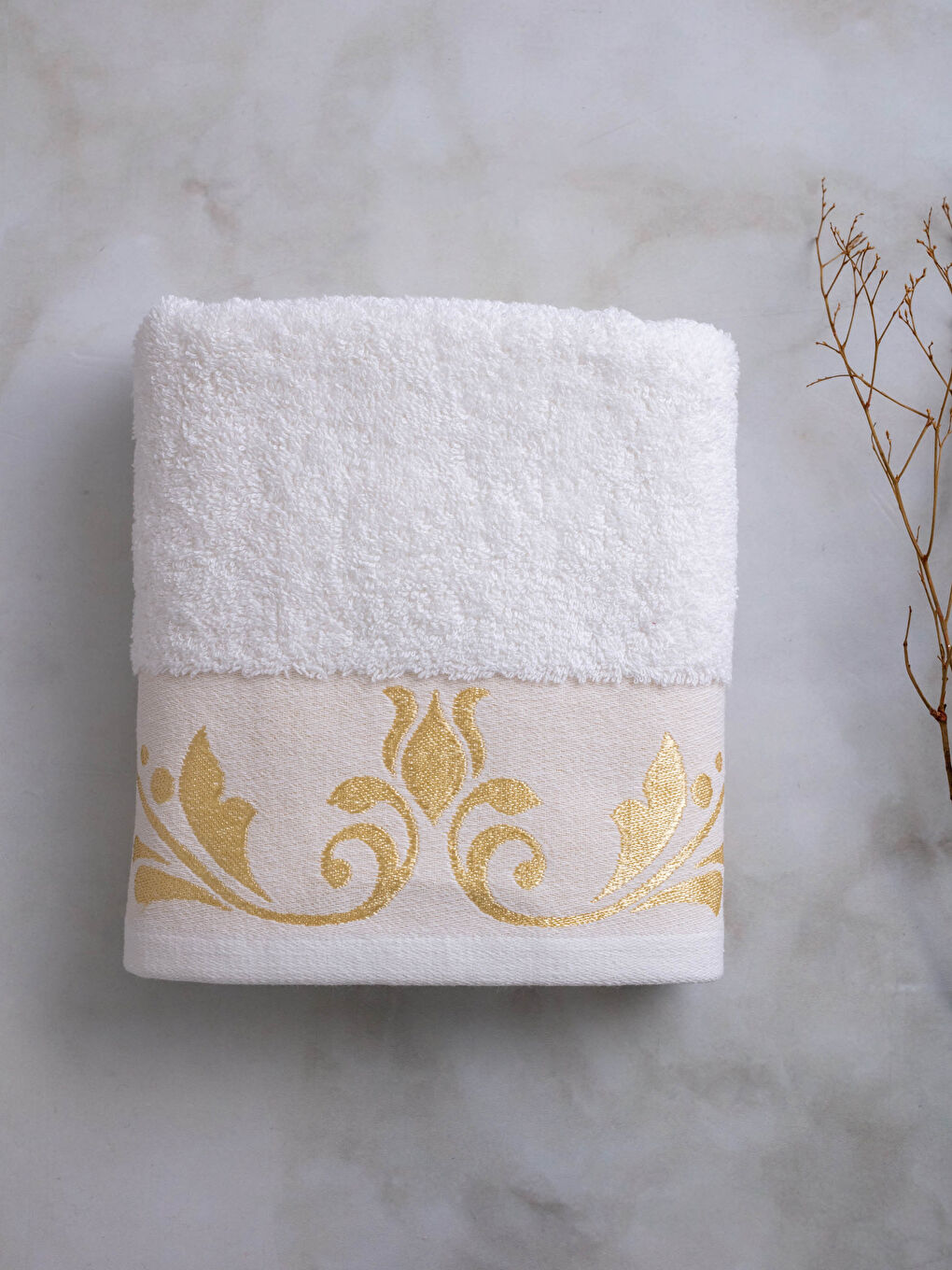 Ekru Nakış Detaylı Yüz Havlusu 50x80 cm-1