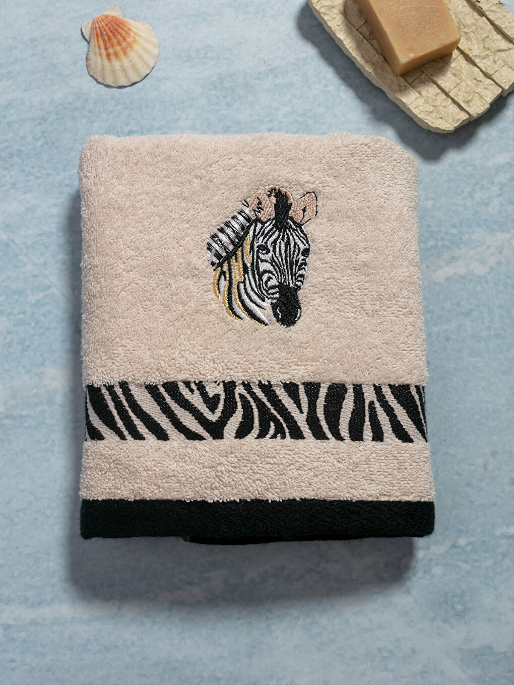LCW HOME Zebra Embroidered Jacquard Face Towel 50x80 Cm -W1EP86Z8-CV5
