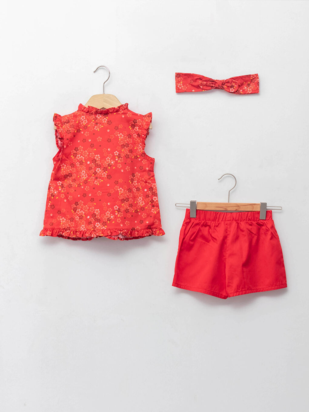 V-Neck Patterned Cotton Baby Girl Blouse, Shorts and Headband 3 Piece Set-1