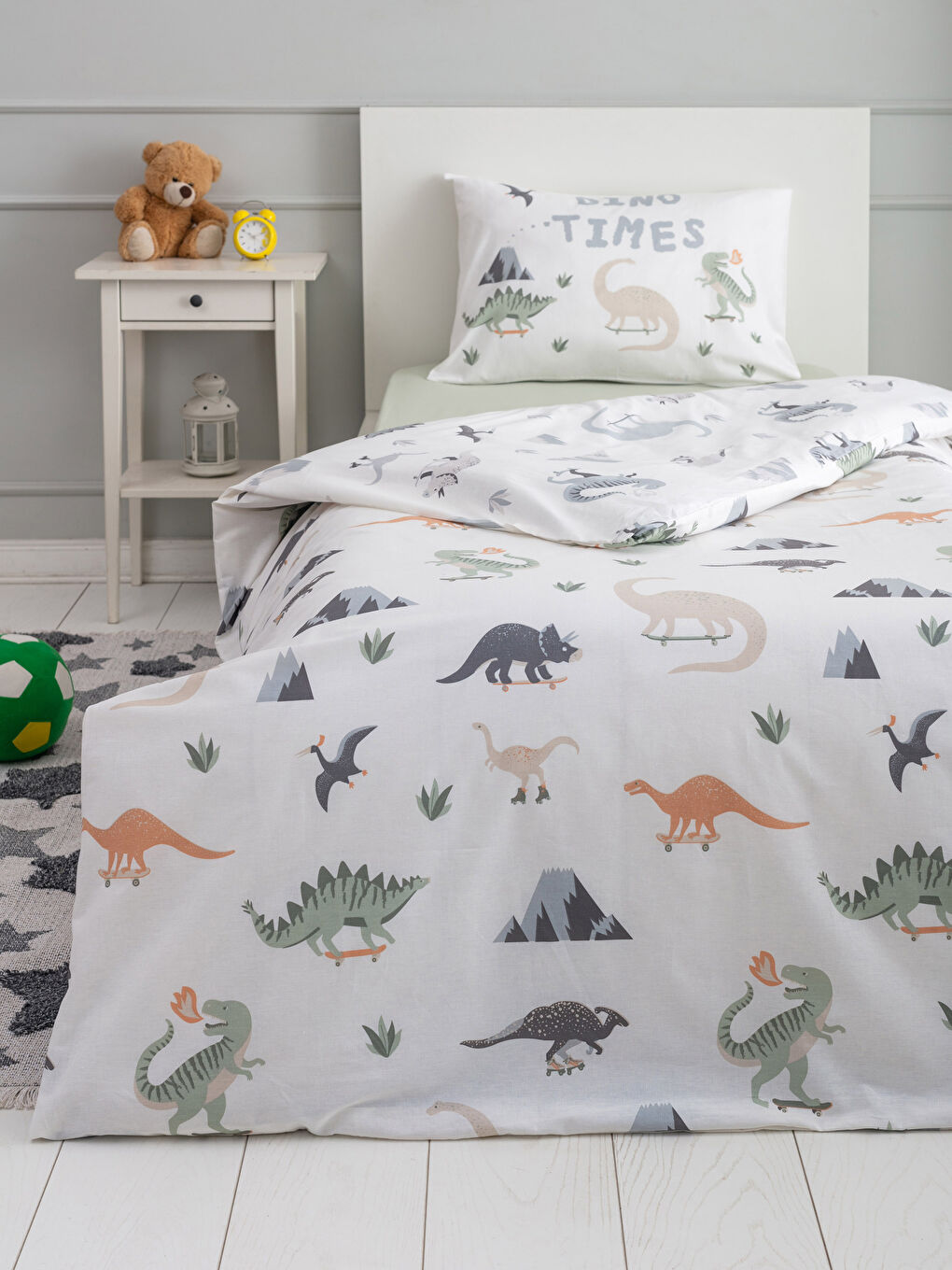 LCW HOME Dinosaurier Bedruckte Gewebte Bettbezug-Garnitur für Jungen -W1FJ39Z4-F9C