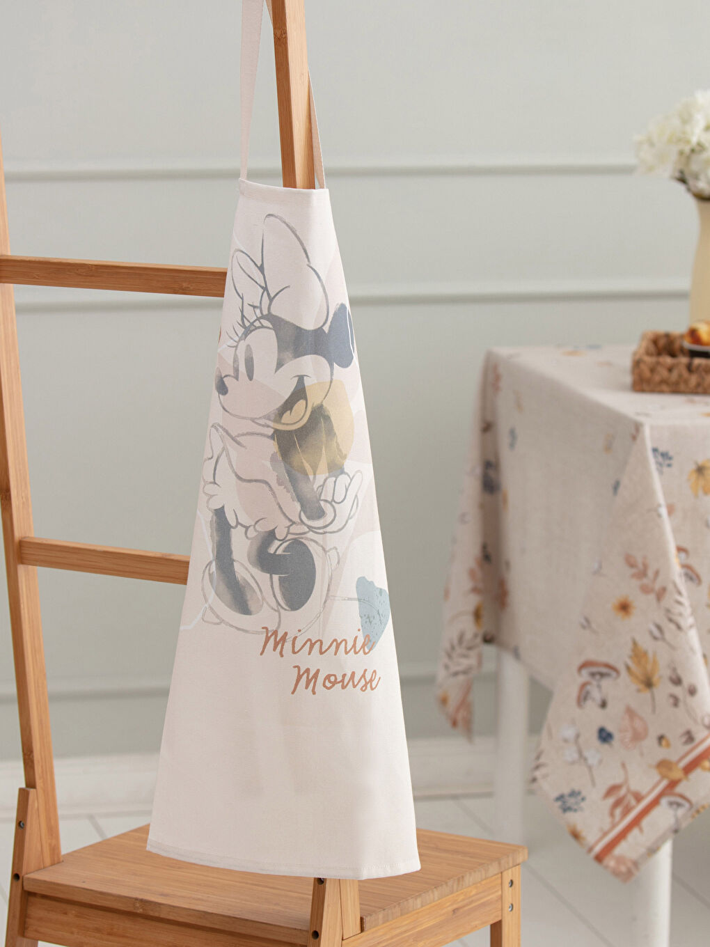 Minnie Mouse Printed Girl Kitchen Apron