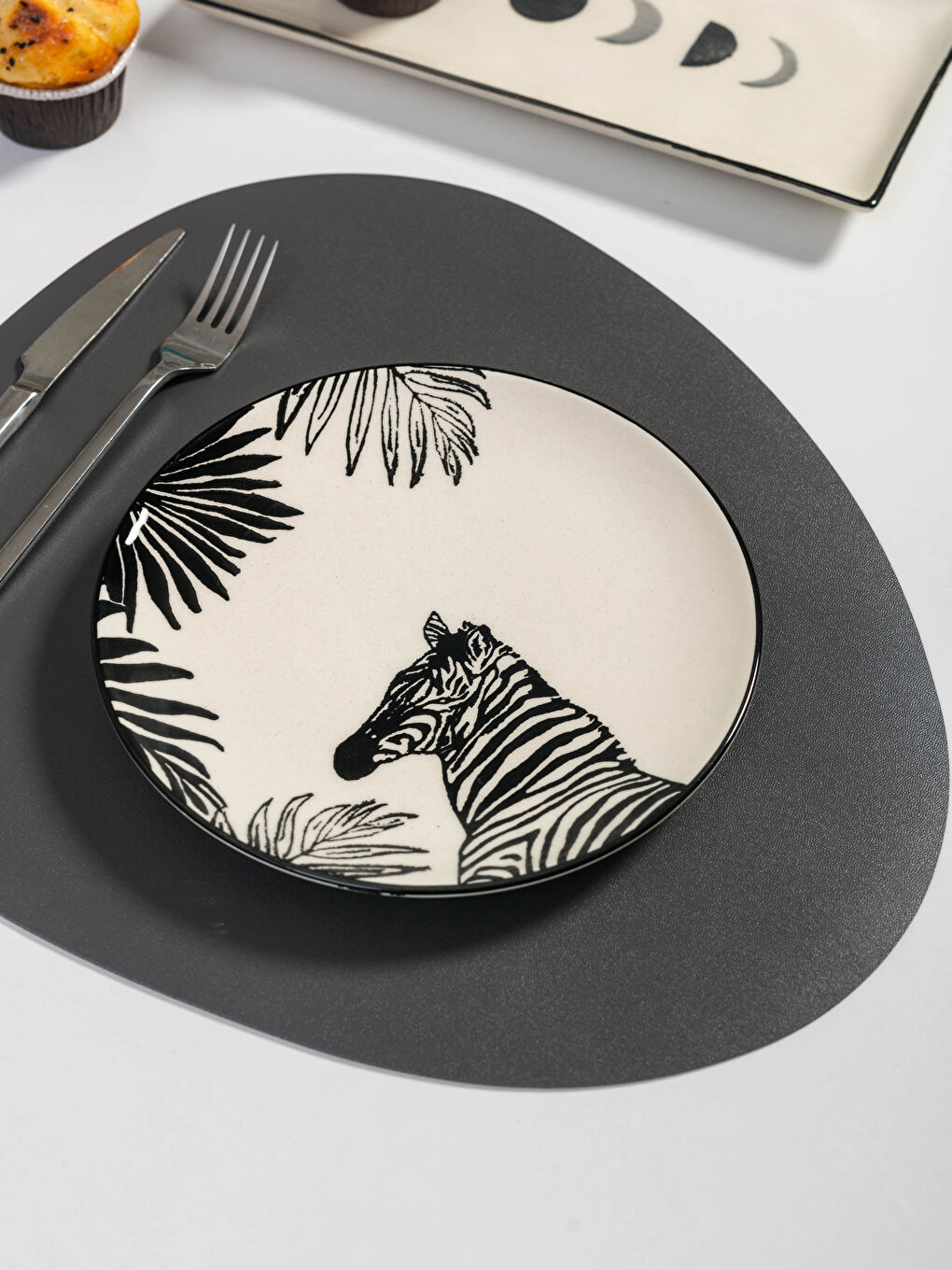 Zebra Printed Ceramic Cake Plate 21 Cm