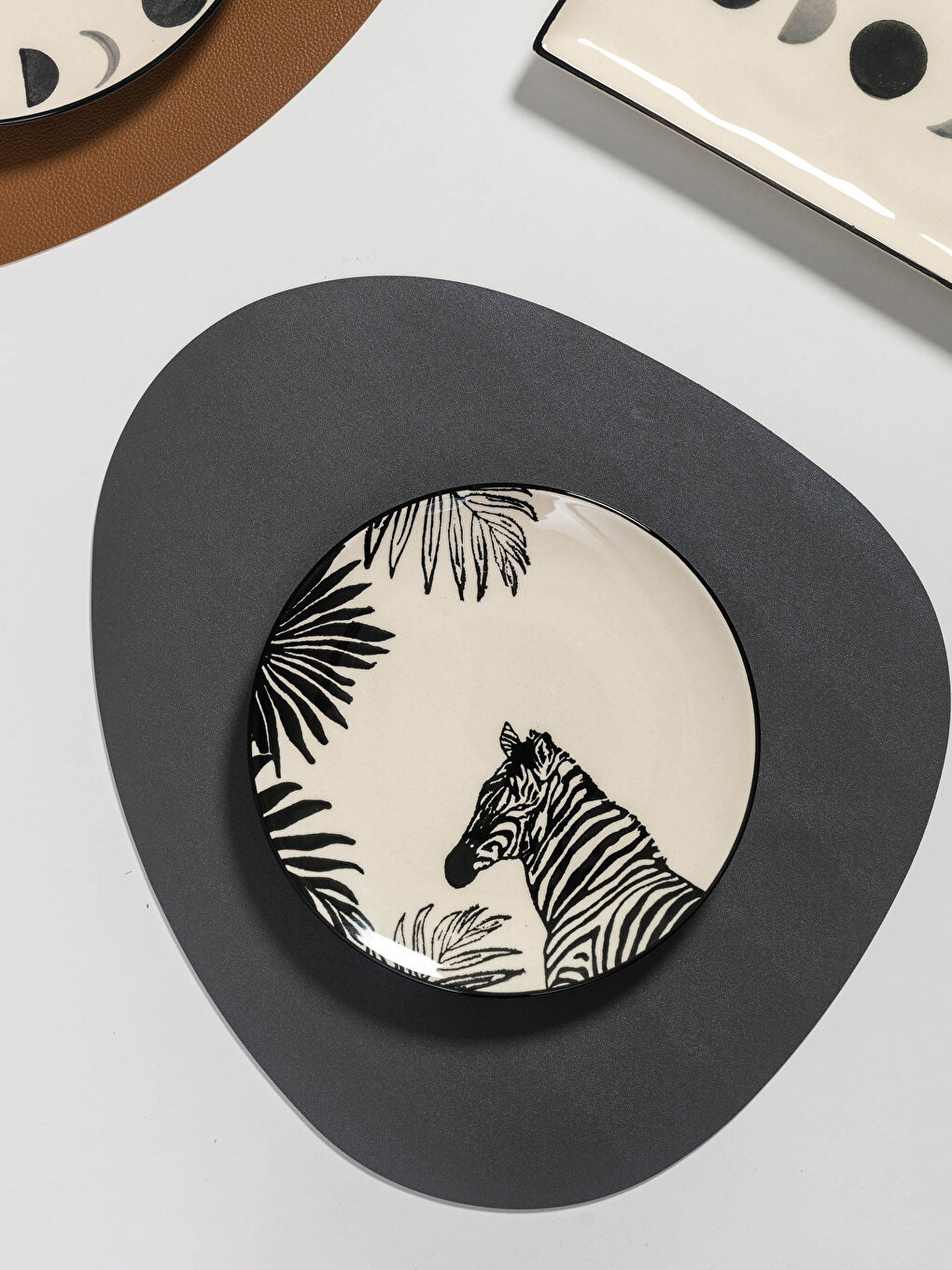 Zebra Printed Ceramic Cake Plate 21 Cm-1