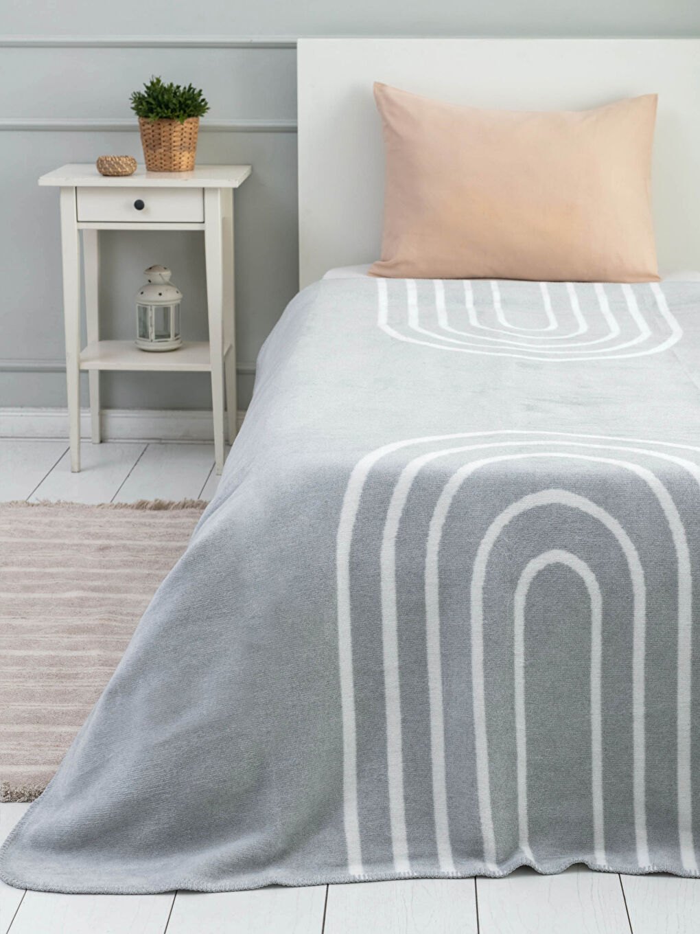 Tek Kişilik Pamuklu Desenli Battaniye 150x200 cm