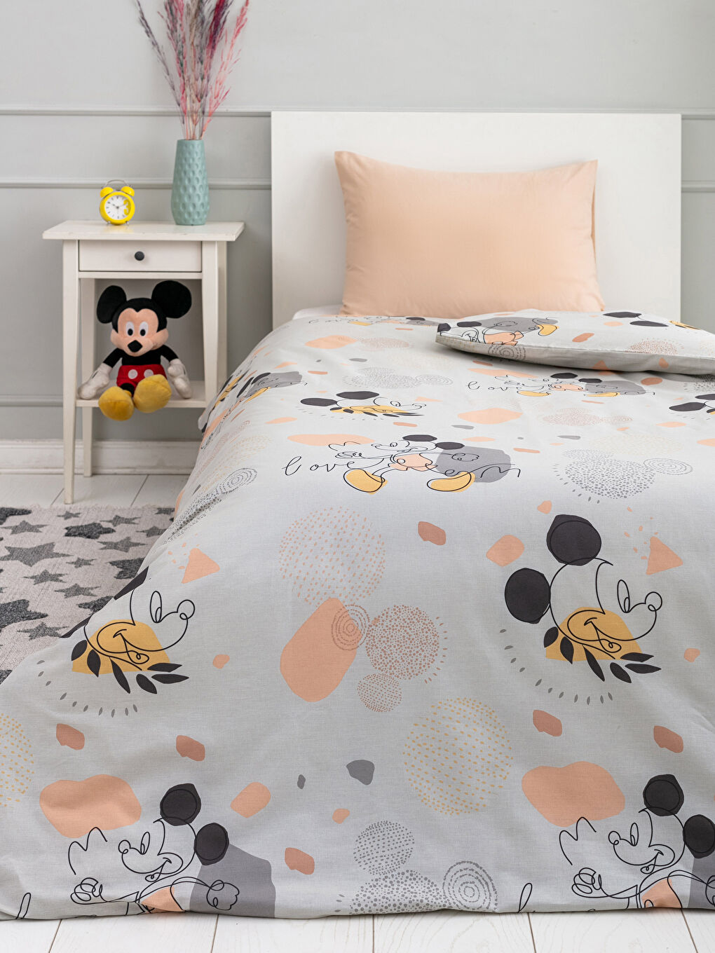 Karışık Mickey Mouse Lisanslı Dokuma Erkek Çocuk Nevresim