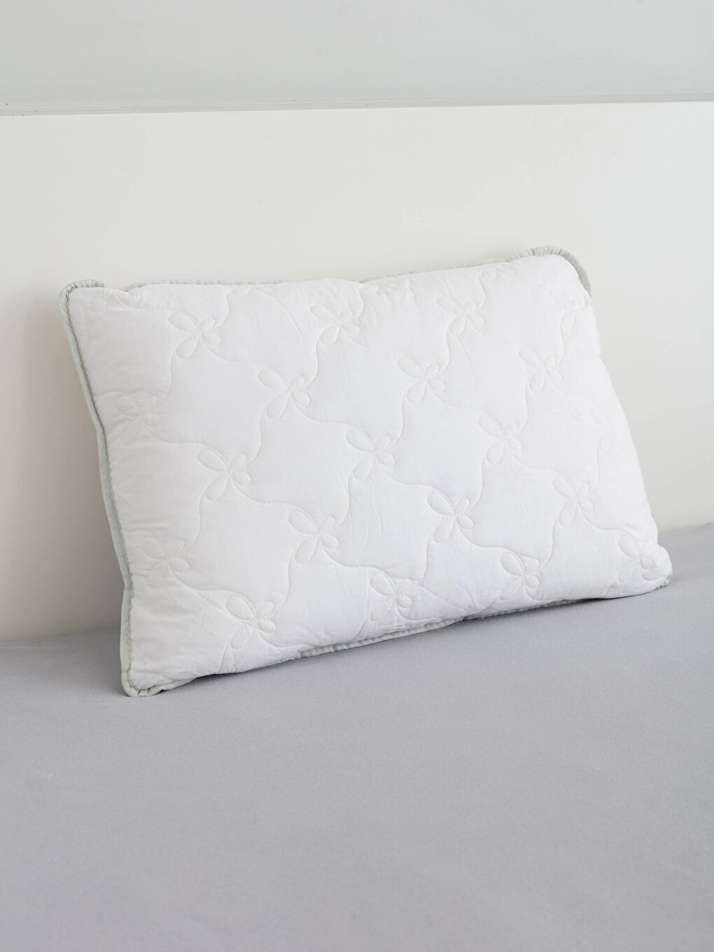 LCW HOME Polyester Kissen 50x70 cm -W1FP72Z8-J5E