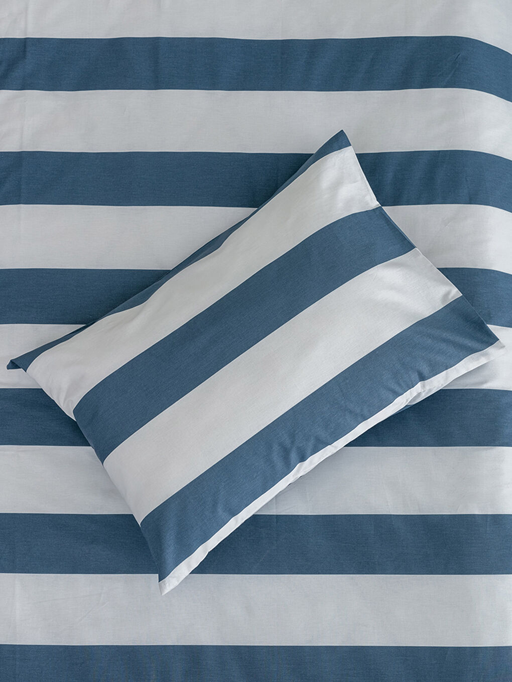 Gri Çizgili Dokuma Erkek Çocuk Nevresim Takımı-1