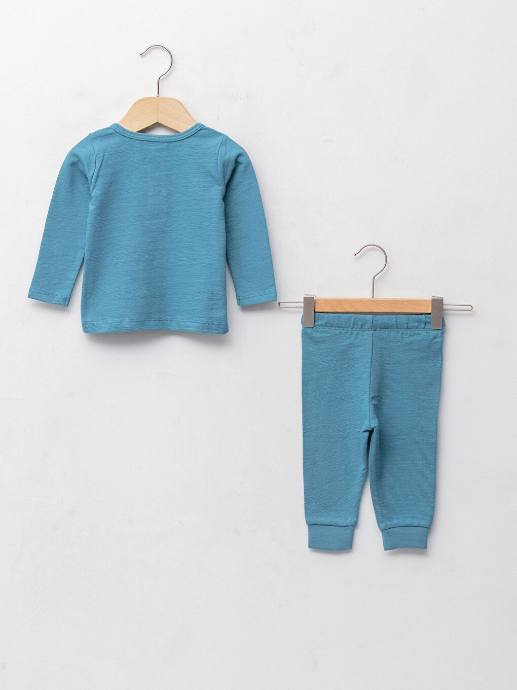 LCW baby Crew Neck Long Sleeve Basic Cotton Baby Boy Pajamas Set -W1FS69Z1-GW2