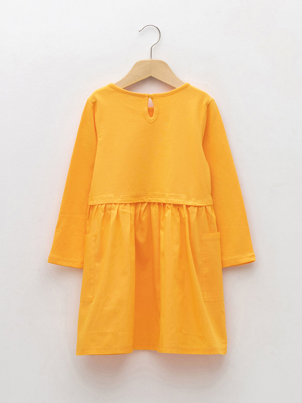 LCW Kids Рокля за момичета с дълъг ръкав и кръгло деколте -W1G921Z4-FWN