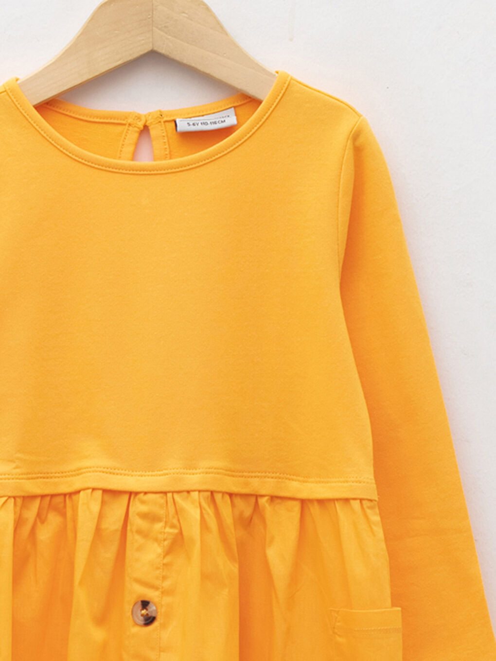 LCW Kids Рокля за момичета с дълъг ръкав и кръгло деколте -W1G921Z4-FWN