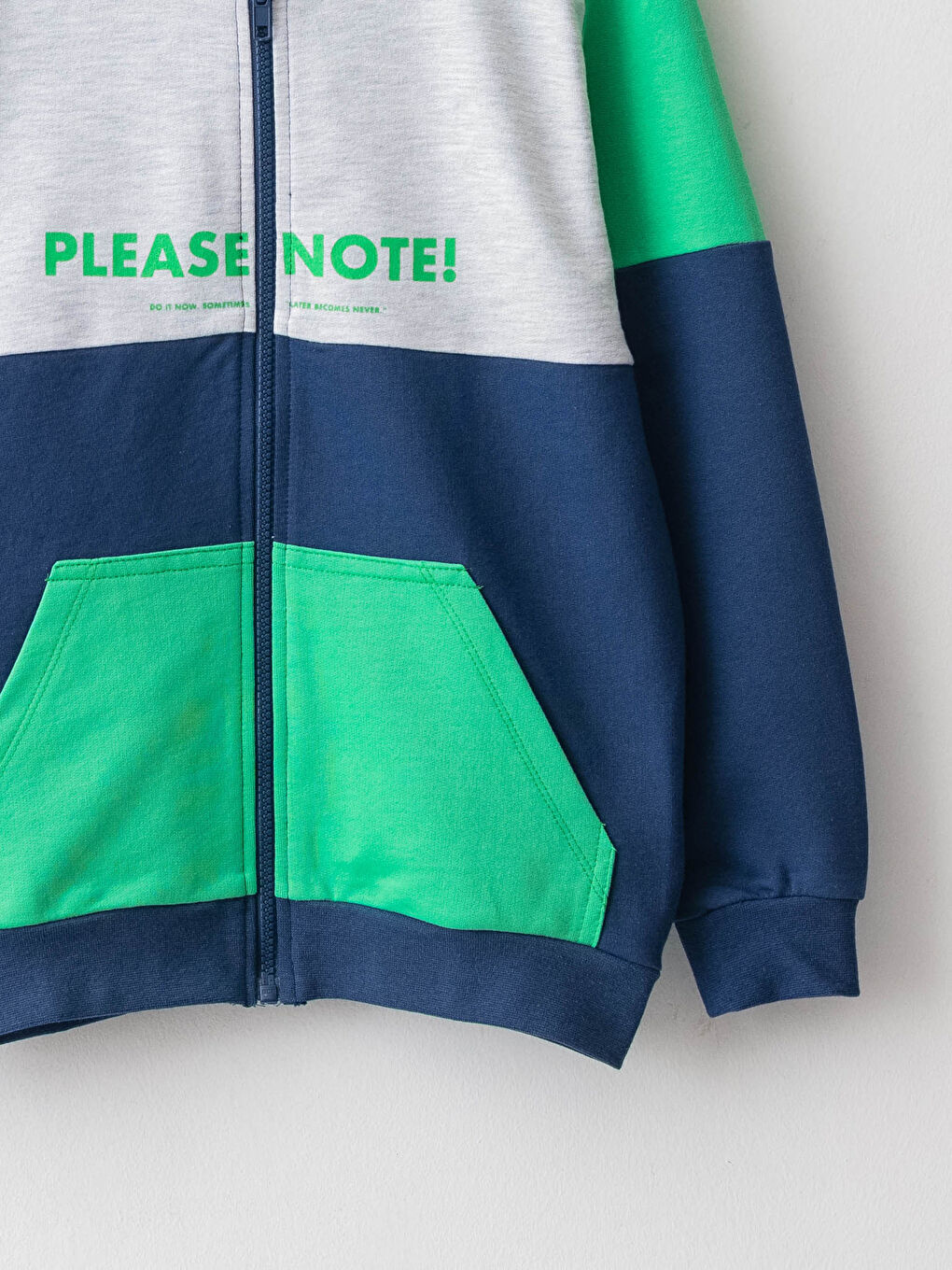 Yeşil Kapüşonlu Baskılı Uzun Kollu Erkek Çocuk Fermuarlı Sweatshirt-2