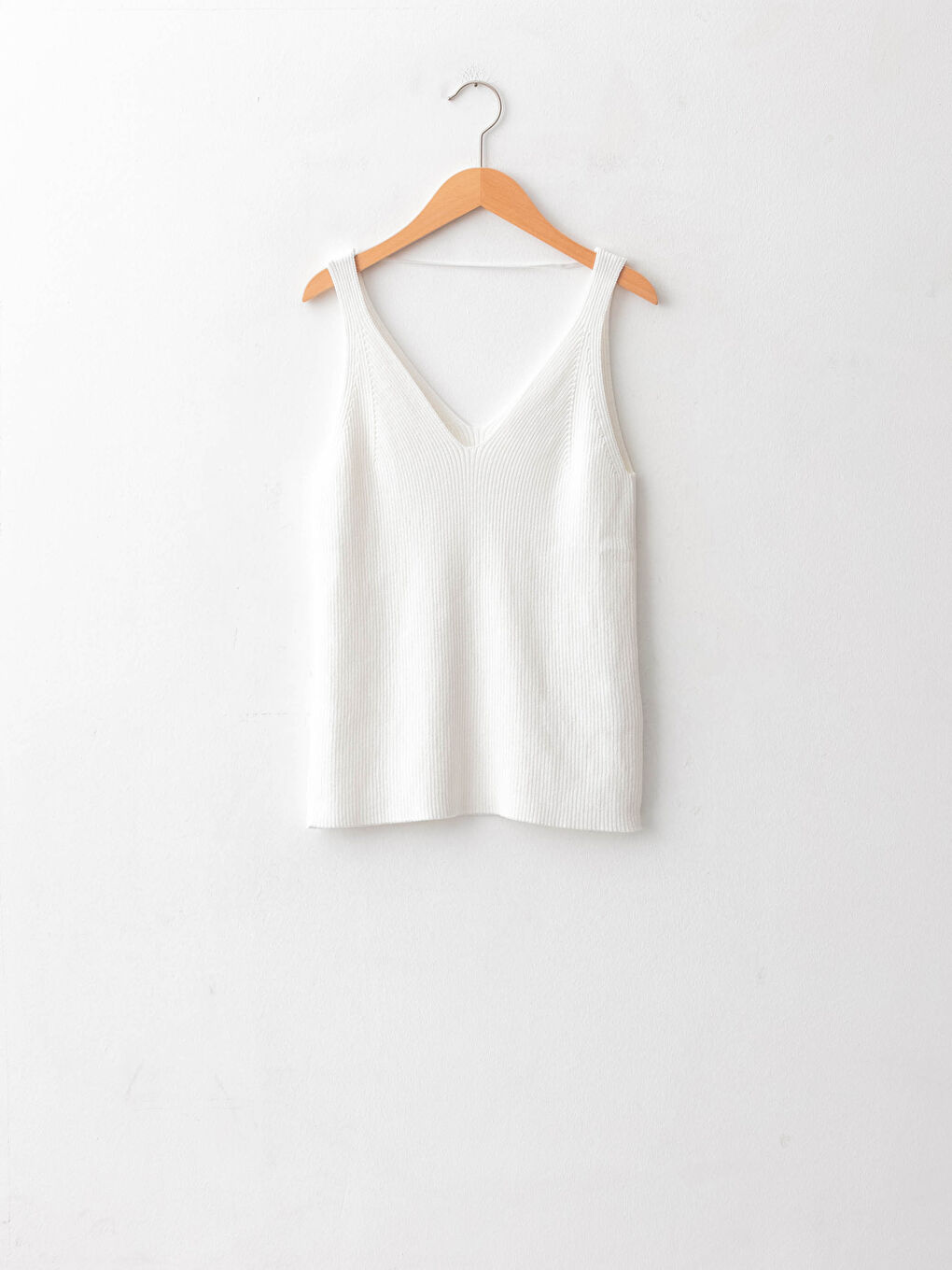 LCW Vision Women's V Neck Plain Sleeveless Tricot Jumper -W1GC23Z8-FES