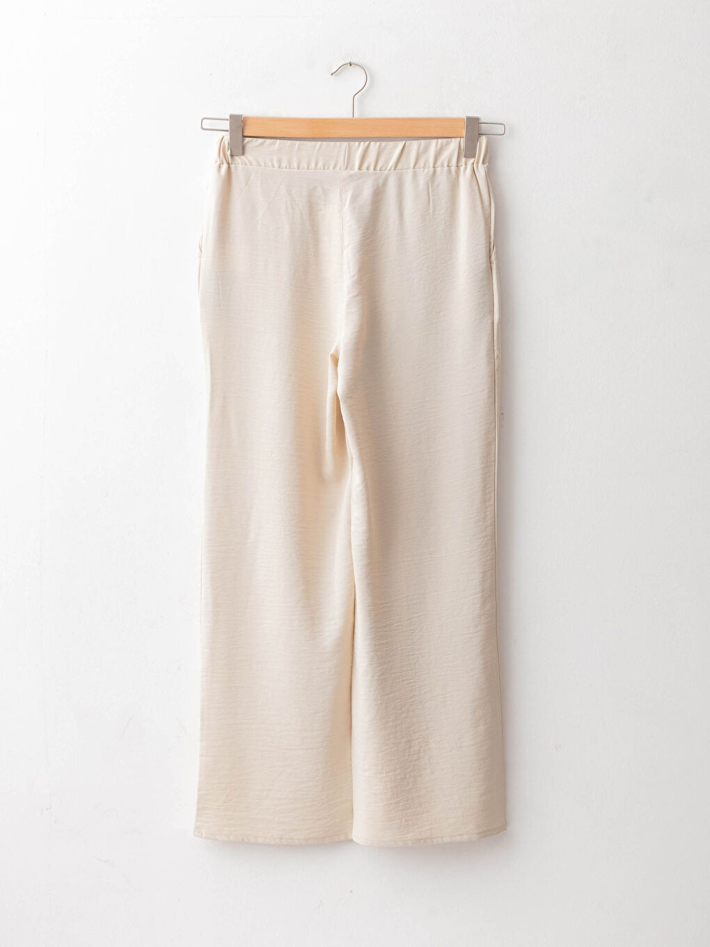 Elastic Waist Wide Fit Pocket Detailed Women's Trousers-6