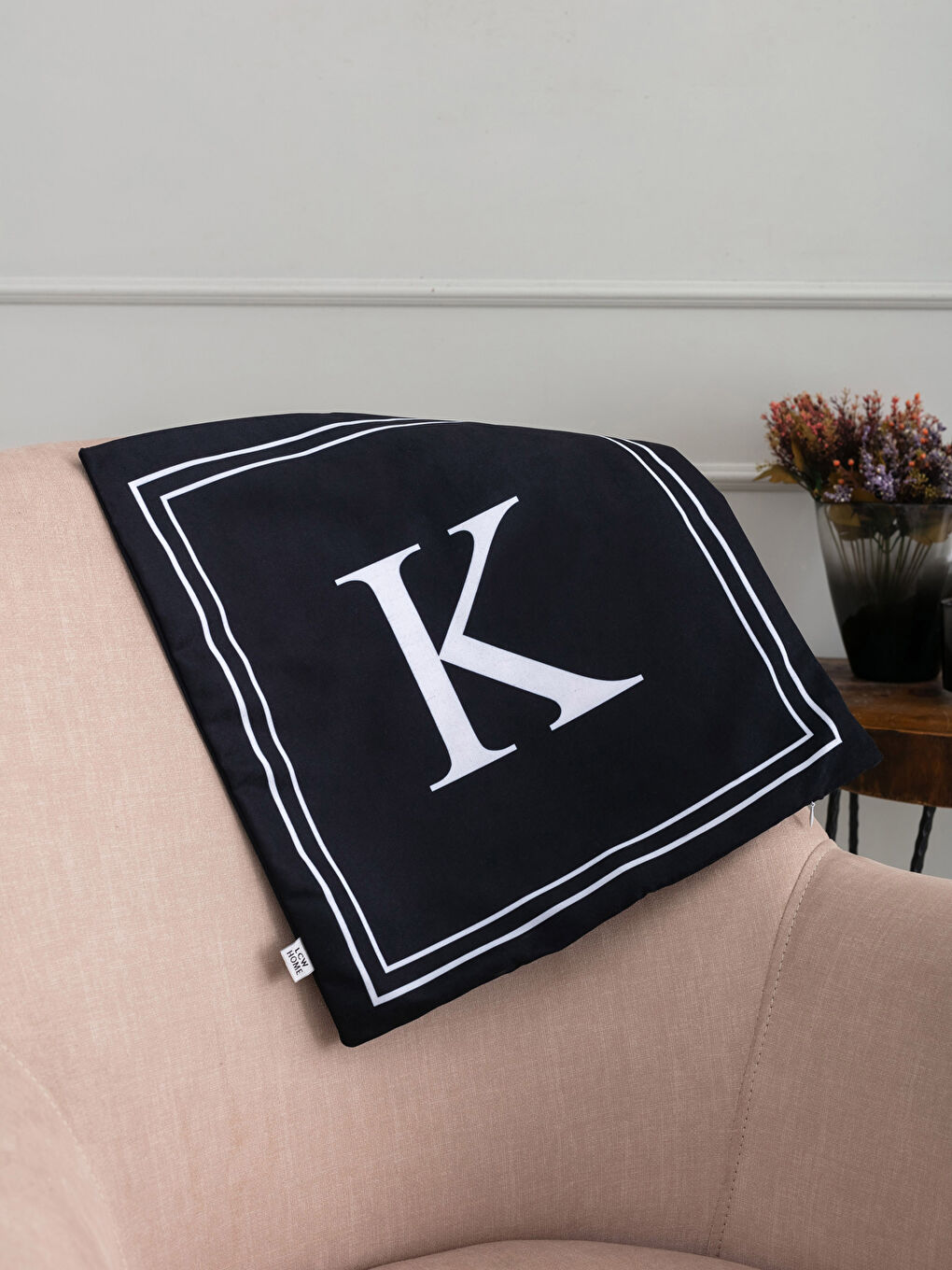 Housse de Coussin Imprimée Lettre K 45x45 Cm-1