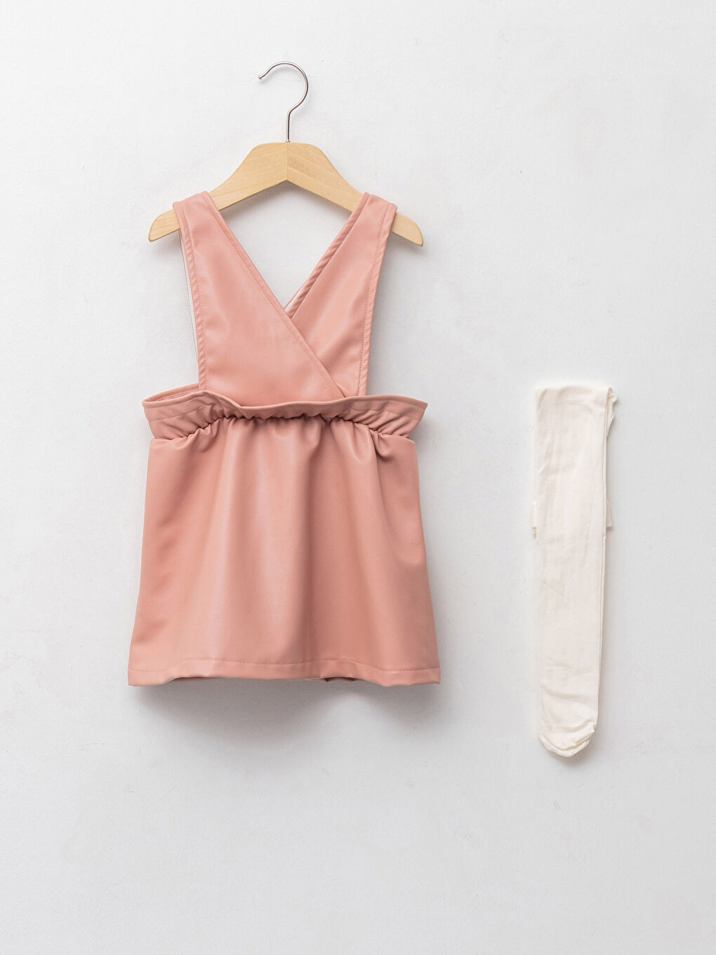 LCW baby V-Neck Suspended Basic Baby Girl Dress and Pantyhose 2 Pack -W1GL16Z1-GDV