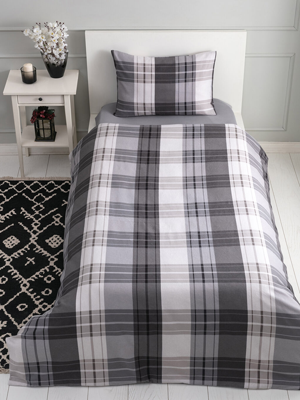 طقم غطاء لحاف مفرد مزدوج الجوانب بنقشة مربعات من الفلانيل-3