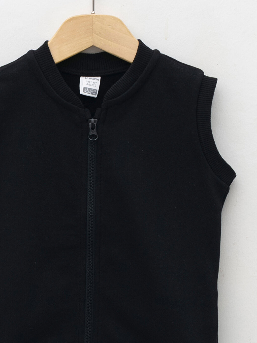 Siyah Bisiklet Yaka Fermuarlı Erkek Bebek Yelek-2