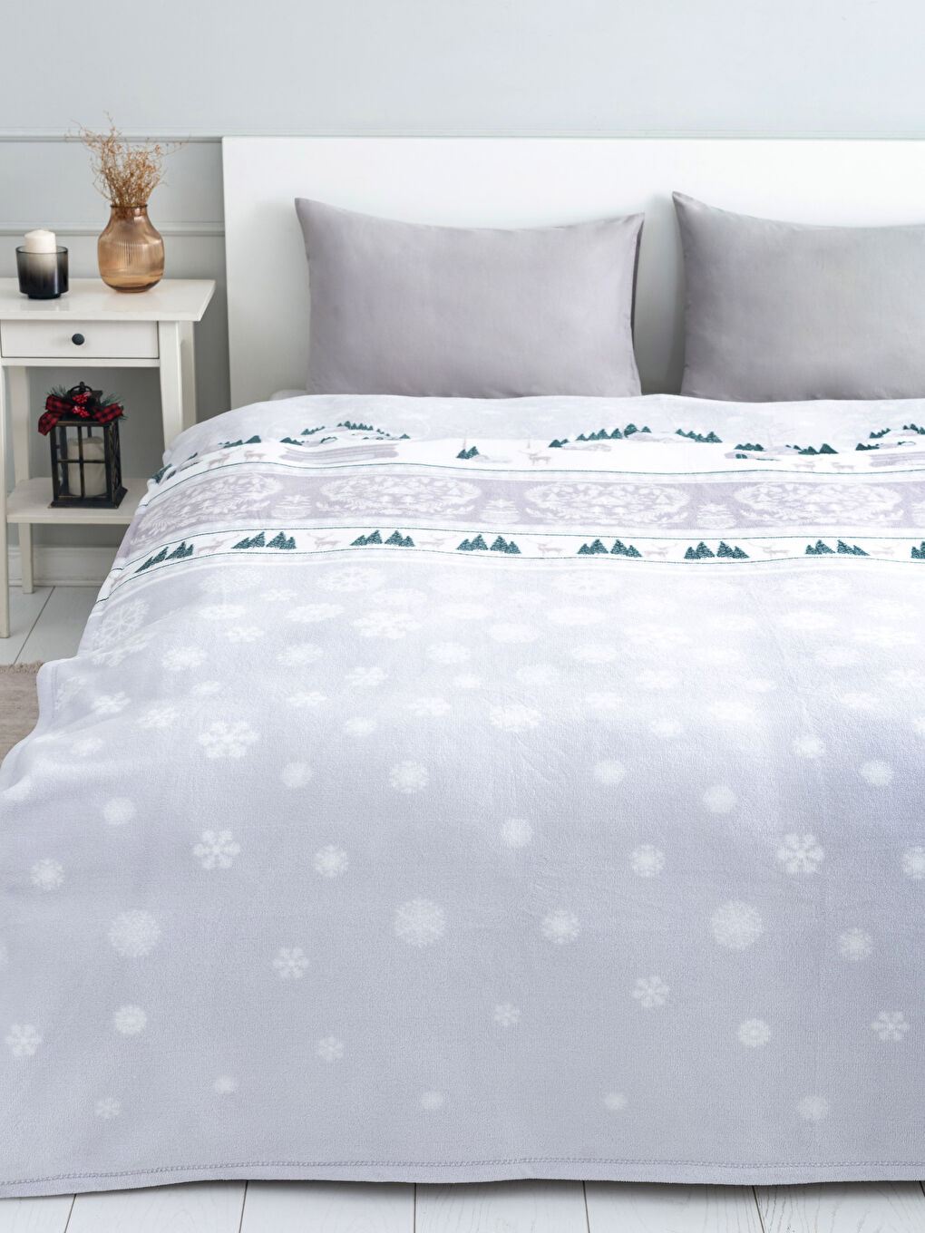 Christmas Themed Double Printed Wellsoft Blanket 200x220 Cm
