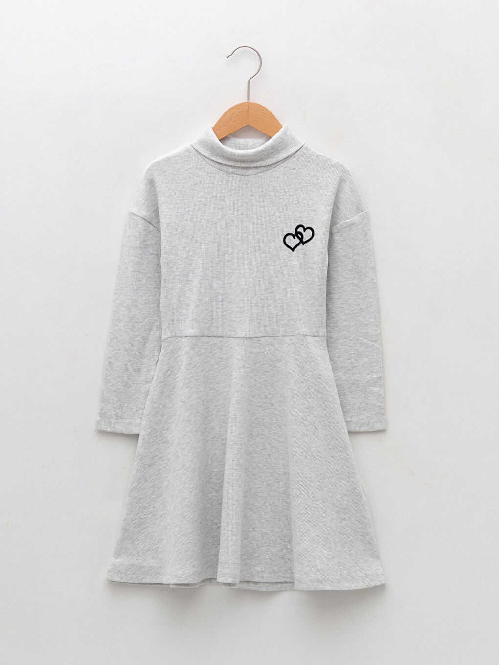 فستان بناتي واسع ميدي مطبوع بياقة هاي نيك وأكمام طويلة