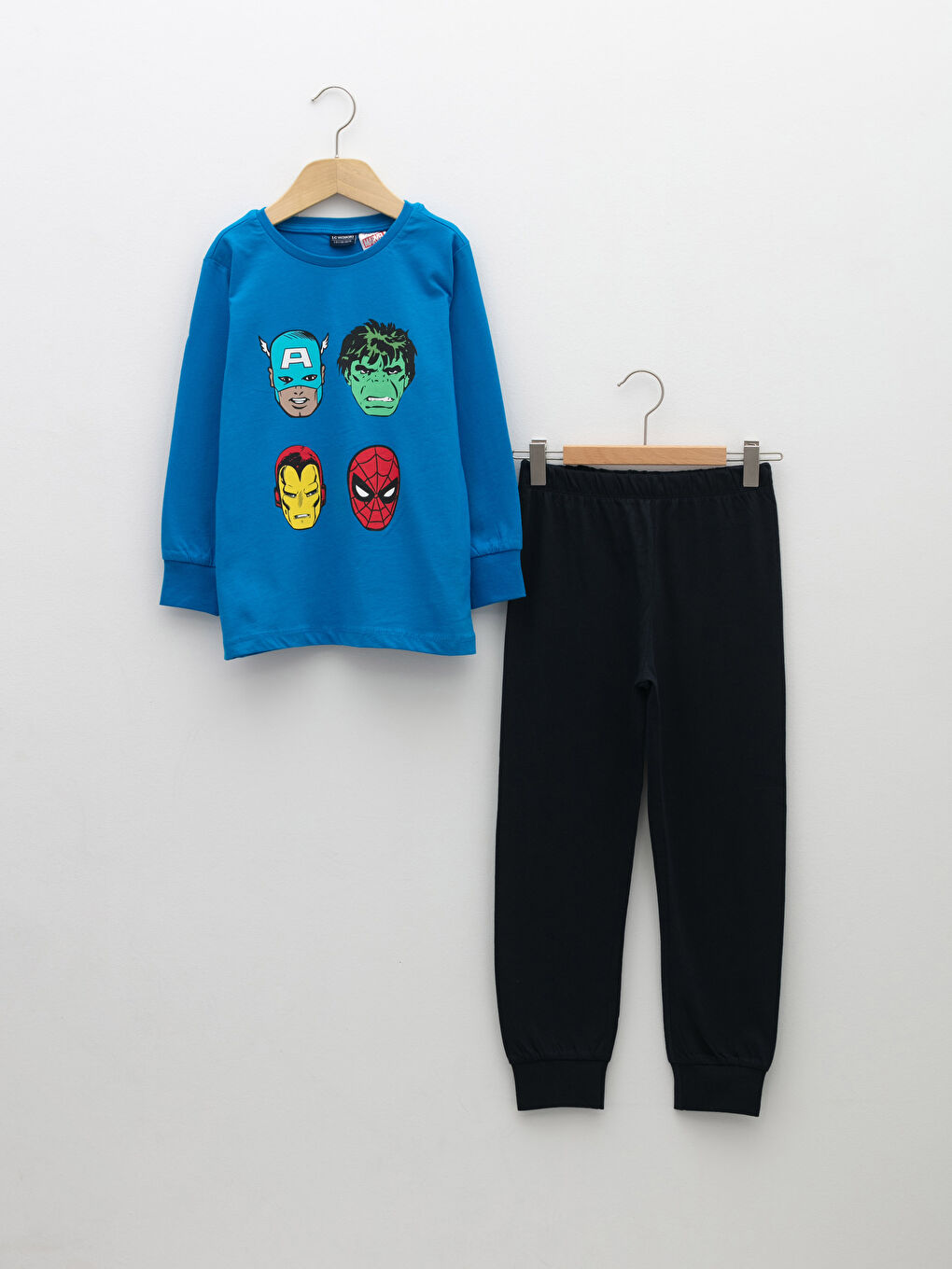 LCW Kids Crew Neck Marvel Printed Long Sleeve Boys Pajamas Set -W1HE08Z4-JXJ