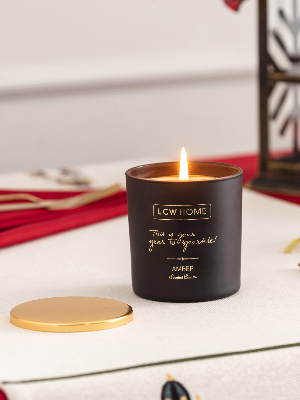 LCW HOME Weihnachtlich Bedruckte Bernsteinduftende Dekorative Kerze Mit Deckel 210 Gr - W1HE97Z8-LQJ