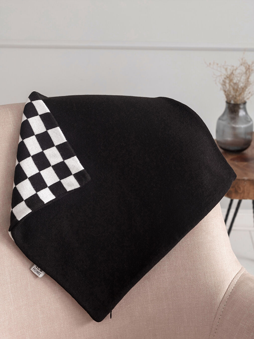 Patterned Double Sided Tricot Throw Pillow 45x45 Cm-2