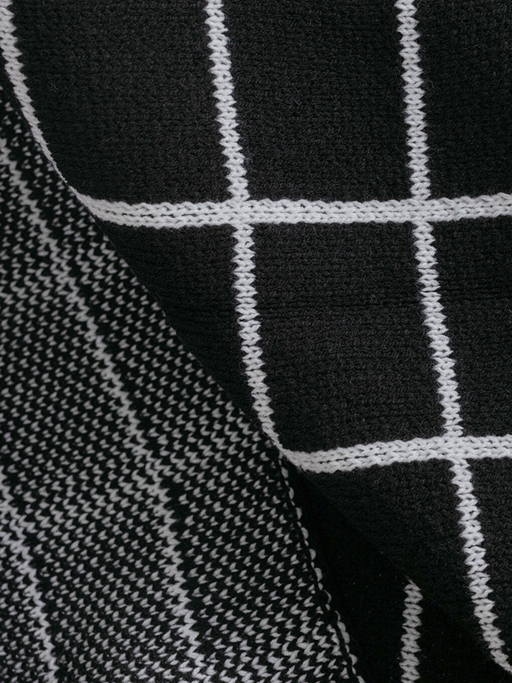 Couverture Télévisée en Tricot à Motif Écossais 100x150 Cm-2