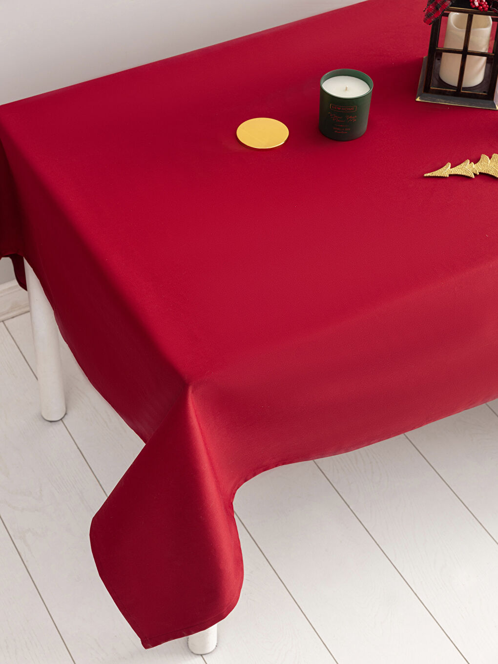 New Year Themed Regular Buldan Table Cloth 150x150 Cm