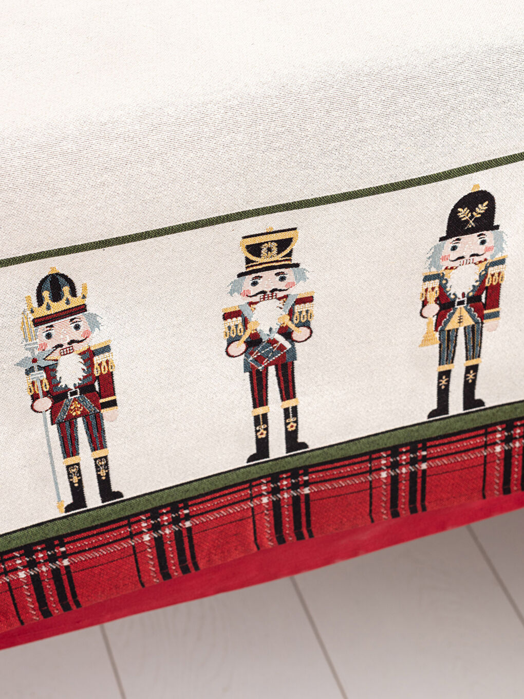 LCW HOME Christmas Themed Printed Tapestry Runner 45x120 Cm -W1HS51Z8-F9C
