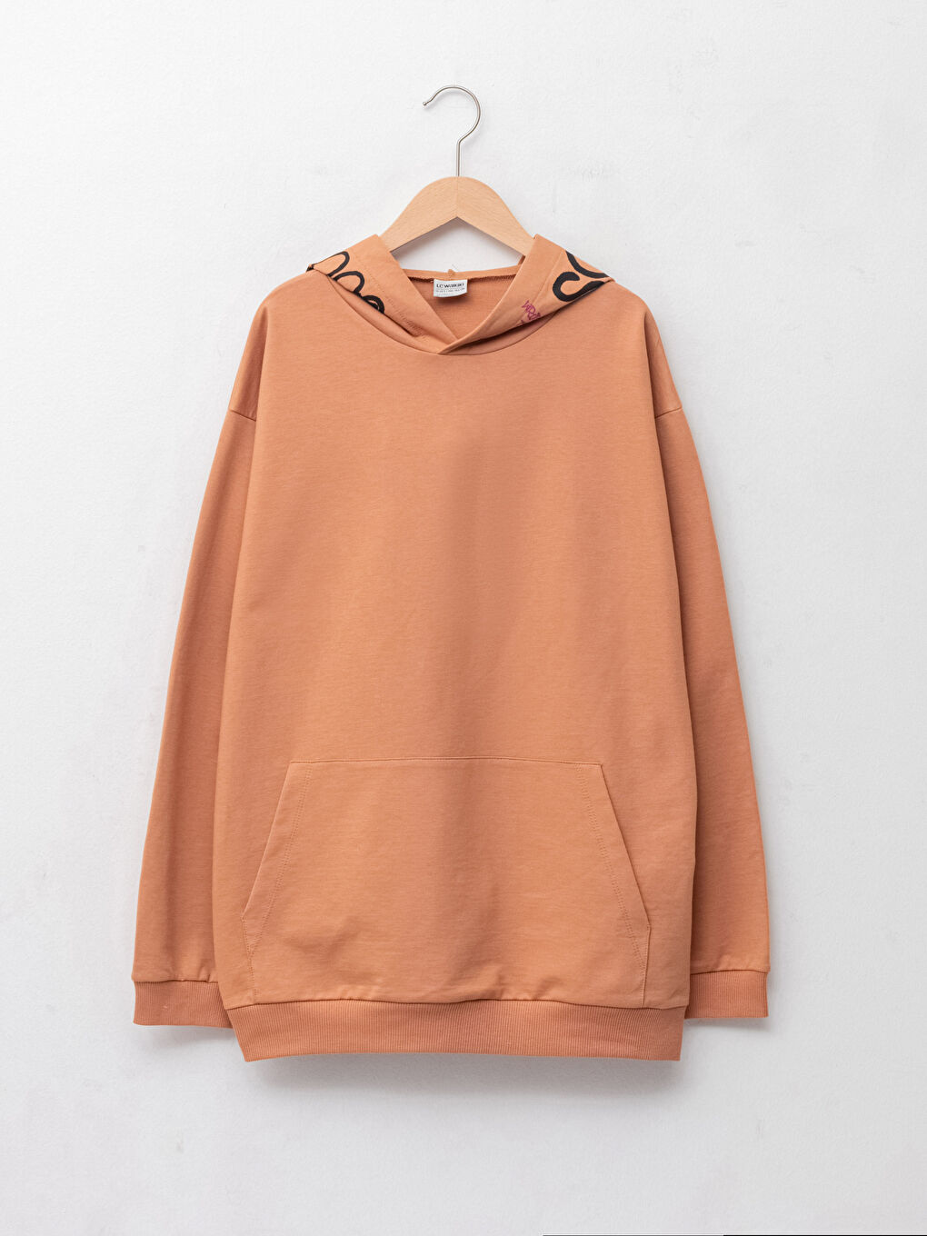 LCW Kids Bedrucktes Sweatshirt mit Kapuze und langen Ärmeln für Jungen -W1I626Z4-FPJ