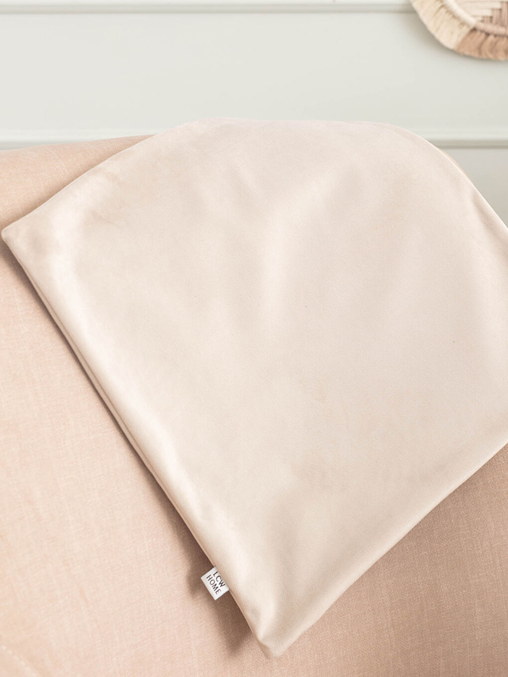 LCW HOME Plain Velvet Cushion Cover 45x45 Cm -W1ID04Z8-S0L