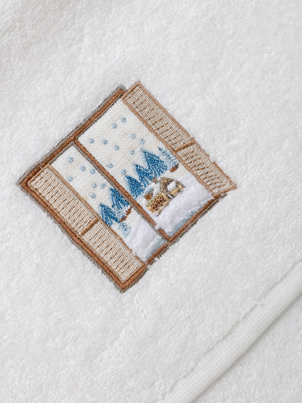 Embroidery Detailed Curl Hand Towel 30x50 Cm -W1ID38Z8-EEW
