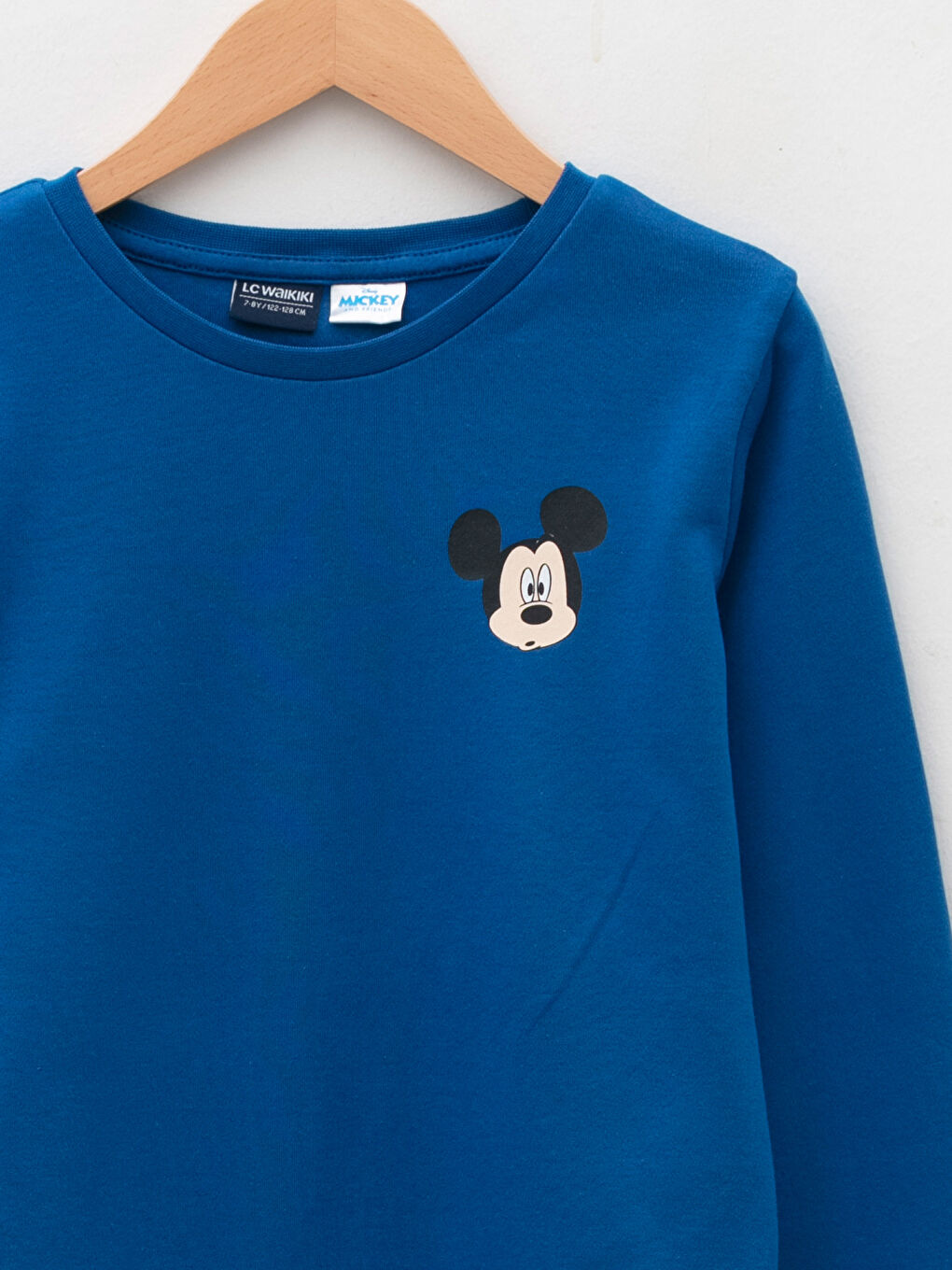 LCW Kids Crew Neck Mickey Mouse Printed Long Sleeve Cotton Boy T-Shirt -W1IE35Z4-JV8