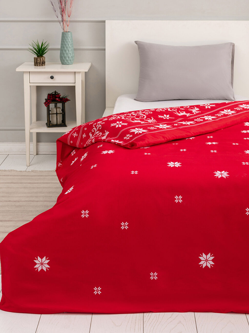 Kırmızı Tek Kişilik Baskılı Dokuma Nevresim 160x220 cm 160x220 cm