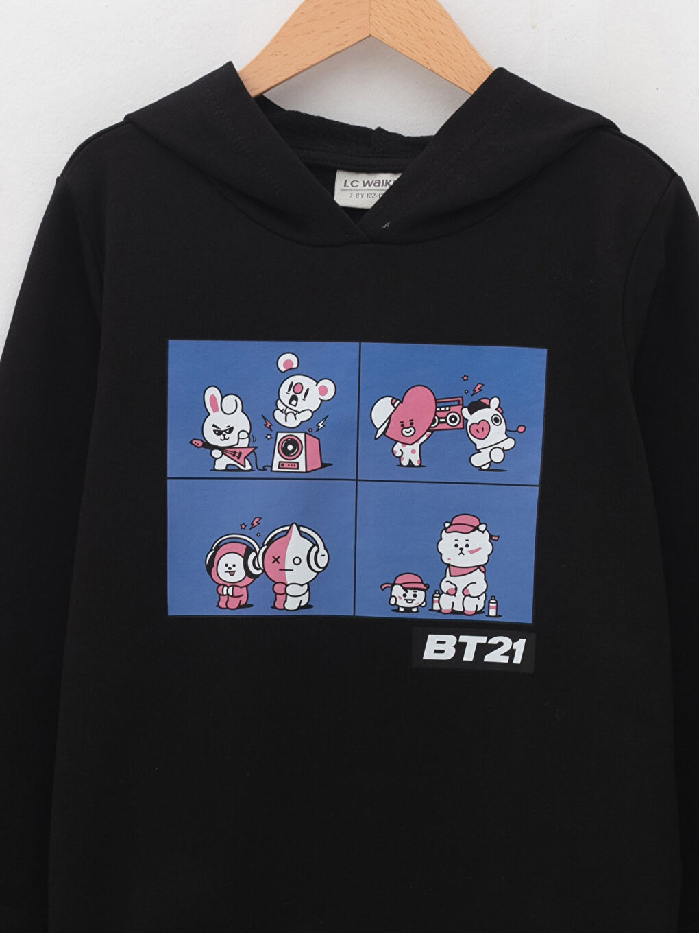 LCW Kids Yeni Siyah Kapüşonlu BT21 Baskılı Uzun Kollu Kız Çocuk Sweatshirt - 2