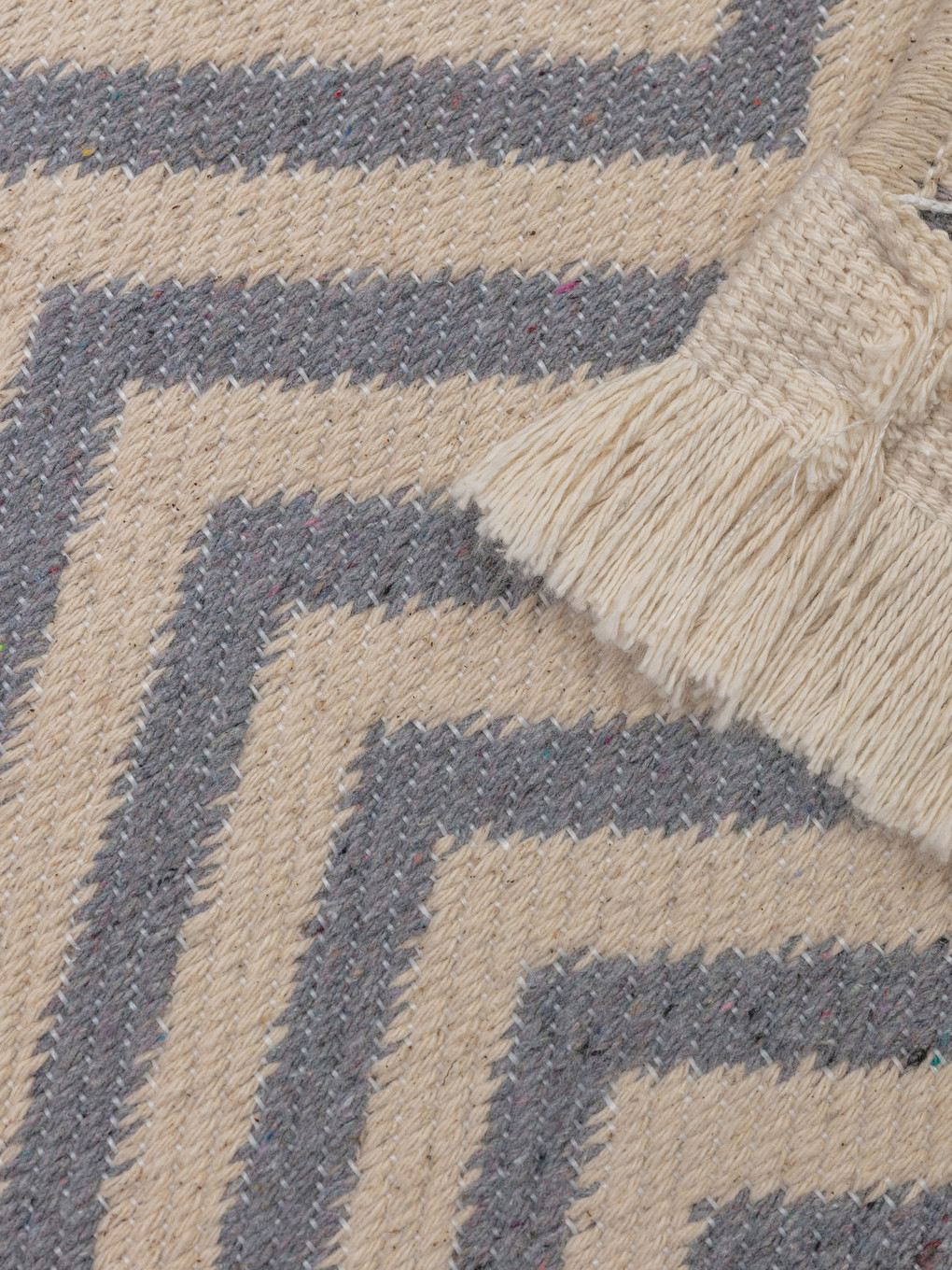 LCW HOME Self Patterned Double Sided Fringed Rug 80x150 Cm - W1II86Z8 ...