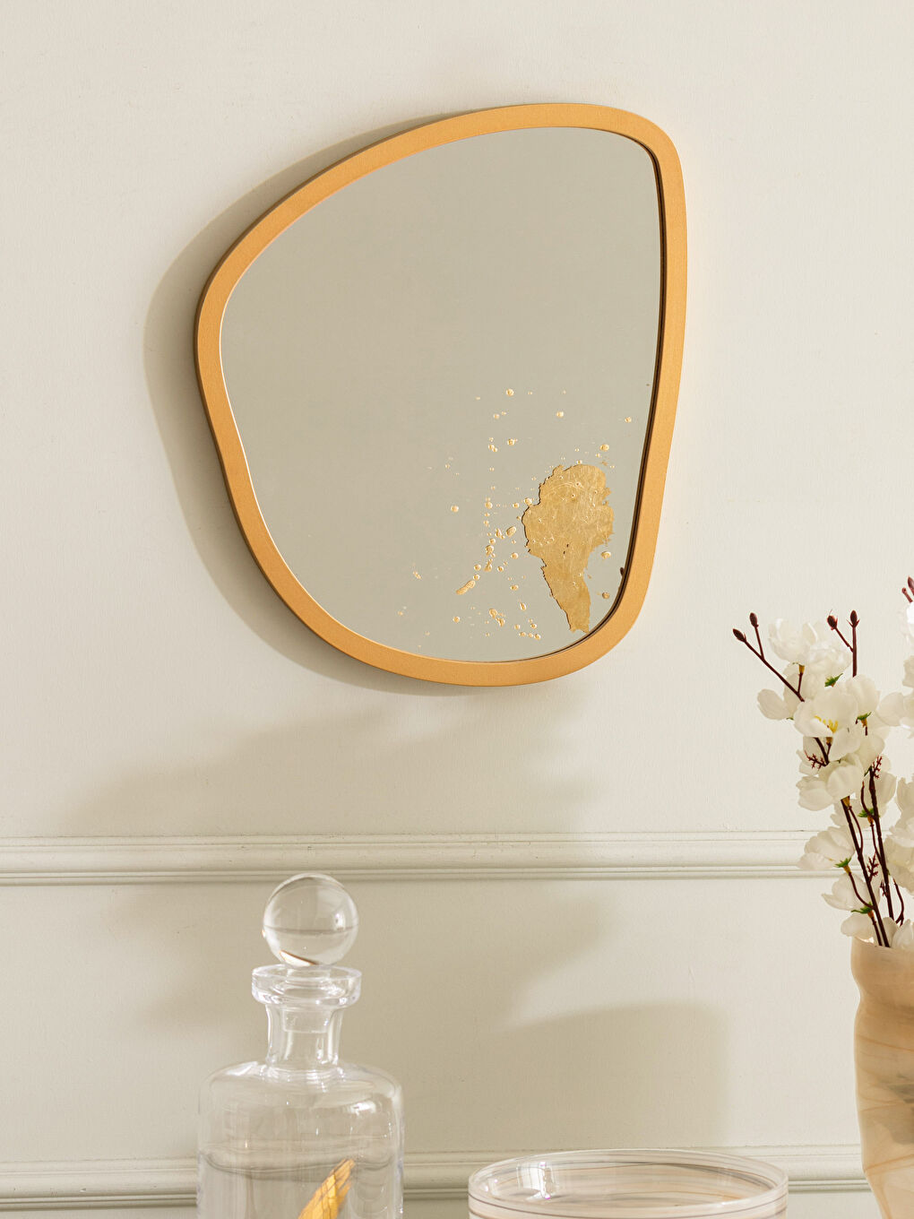 Decorative Hanging Mirror