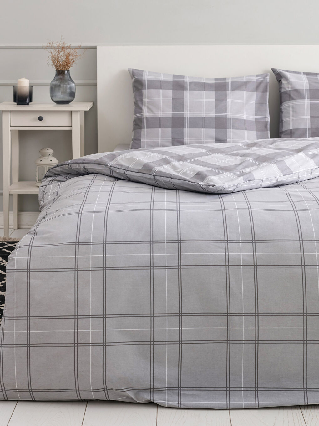 Double Checkered Double Sided Woven Duvet Cover Set-1