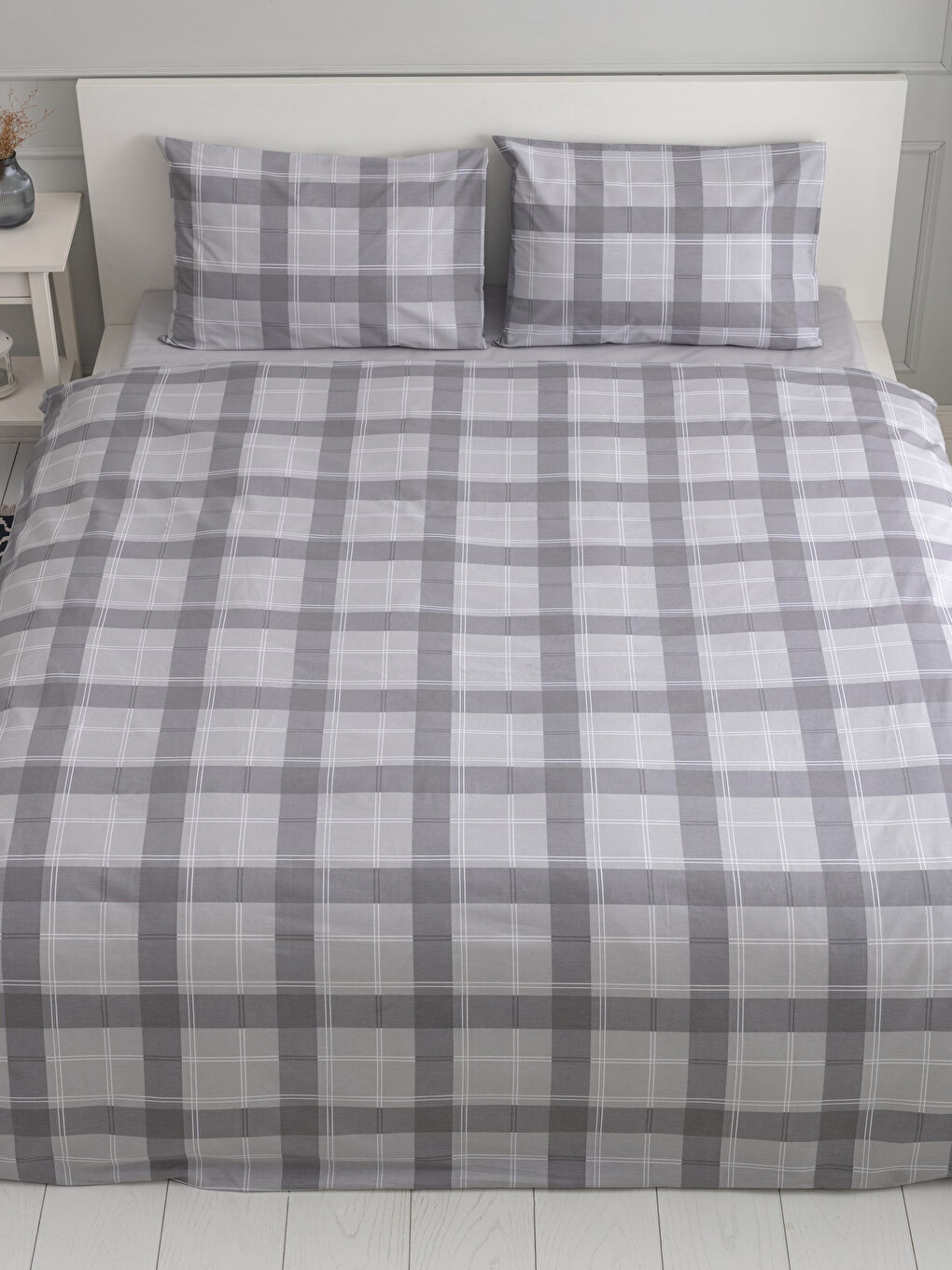 Double Checkered Double Sided Woven Duvet Cover Set-4