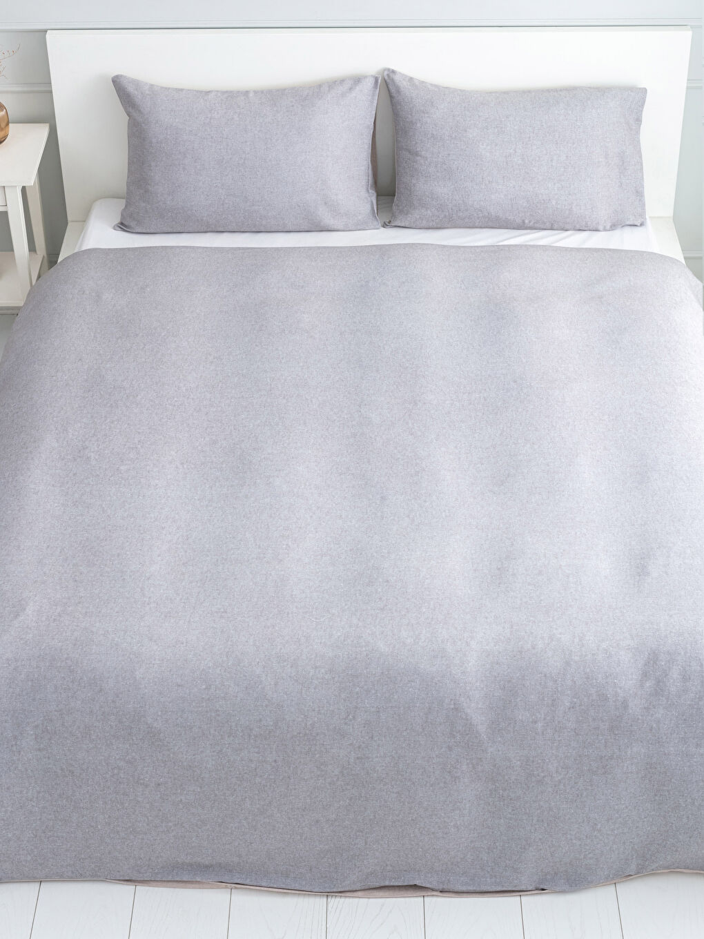 Çift Kişilik Çift Taraflı Düz Flanel Nevresim ve Yastık Kılıfı-3