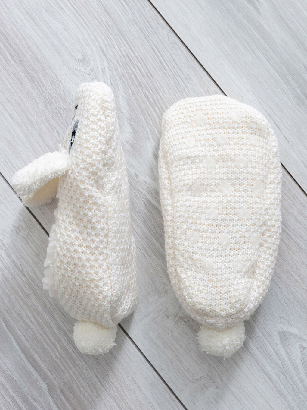 LCW HOME Bestickte Fleece-Hausschuhe -W1KH68Z4-RTA
