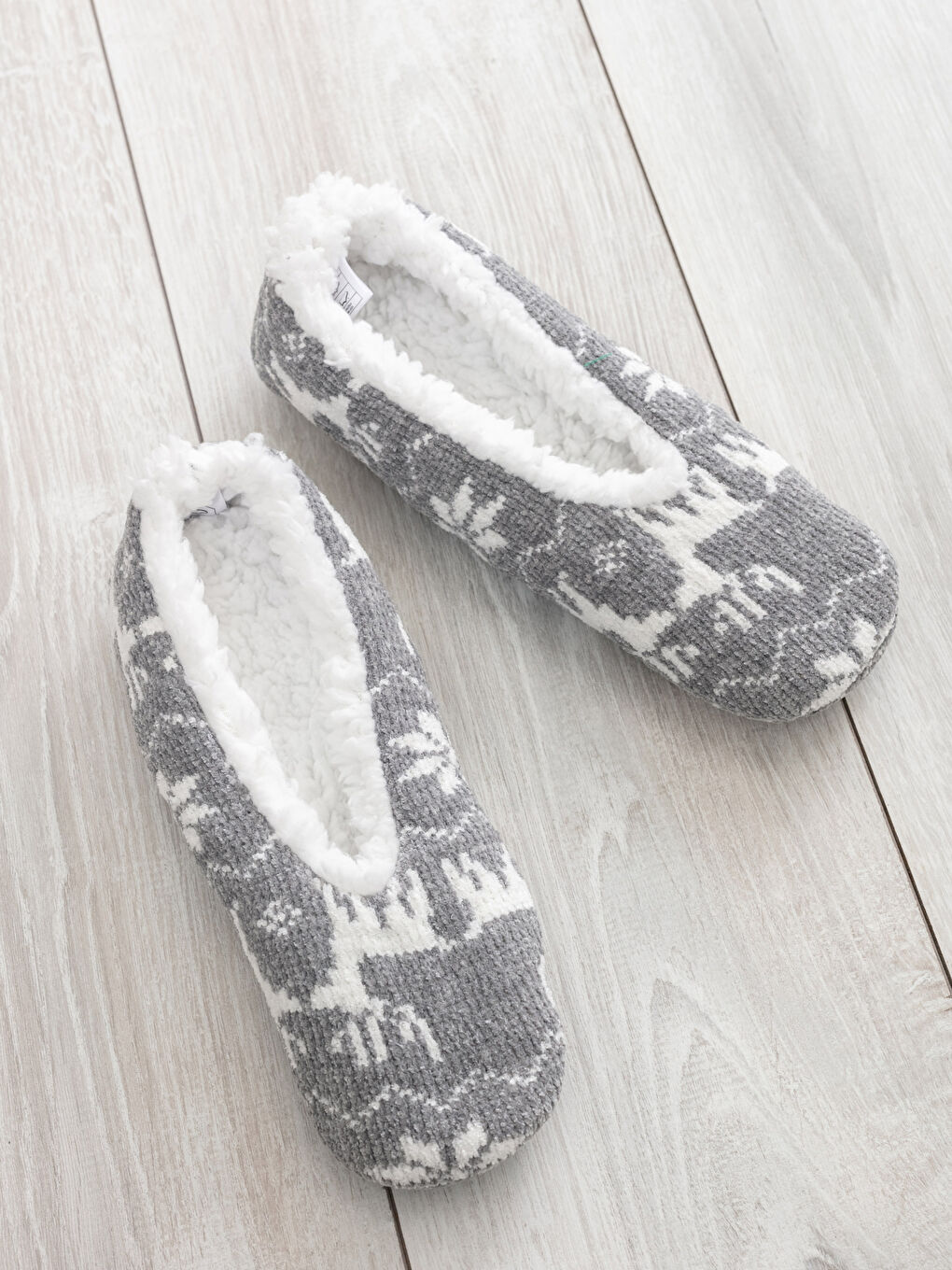 Gri Desenli Triko Kadın Ev Patiği